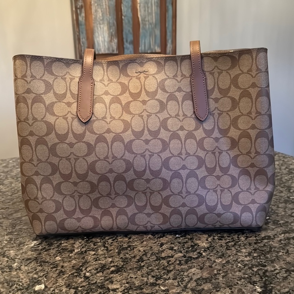 Coach large Avenue Brown coated canvas Monogram Tote Bag with Gold Hardware NWT - Picture 8 of 16